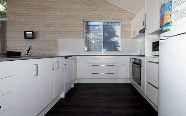 Classic View, 2/49 Victoria Parade