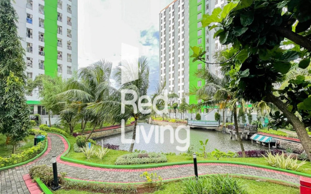 RedLiving Apartemen Green Lake View Ciputat - Aurora Rooms