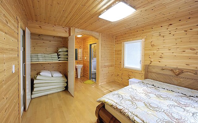 Jejudaeseong Rest Village Pension