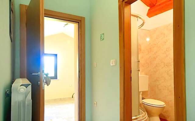 Two-Bedroom Apartment in Pomjan