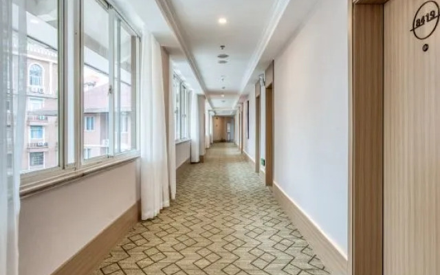 Starway Hotel (Wuxi New Area Changjiang Road Branch)