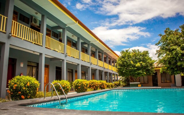 Hotel Marino Lodge