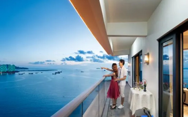 Rock Platinum Sea View Hotel