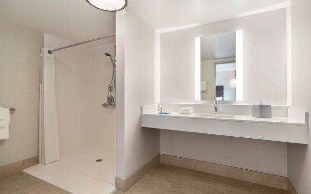 Holiday Inn Express Plattsburgh