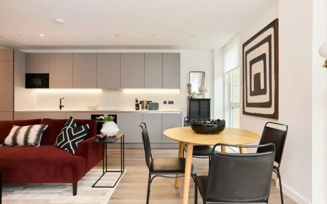 The Tottenham Hale Crib - Trendy 2bdr Flat With Balcony