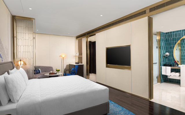 HUALUXE Shanghai Changfeng Park by IHG