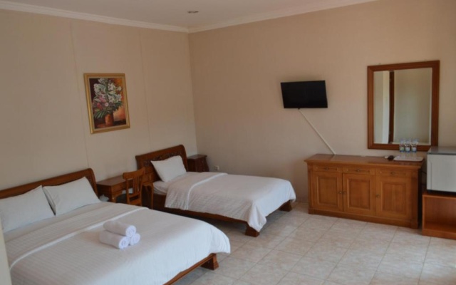 Hotel Lurus – Guest Rooms – Cisarua