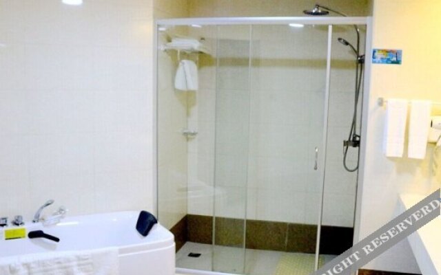Yangguang Holiday Hotel