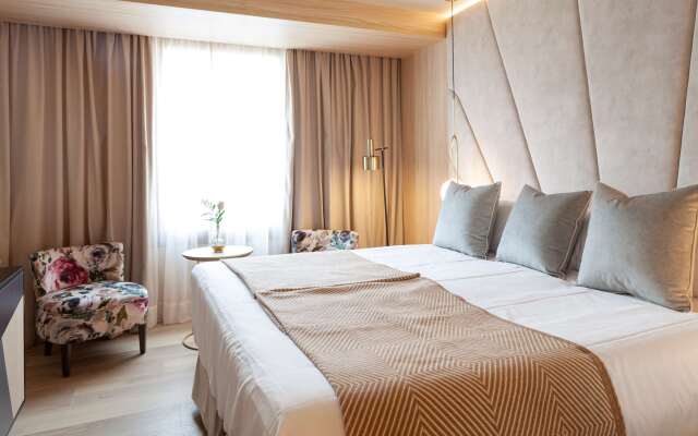 Nivia Born Boutique Hotel