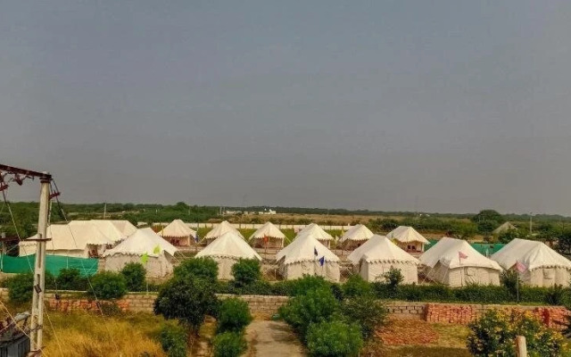 Rann Knadhi Resort