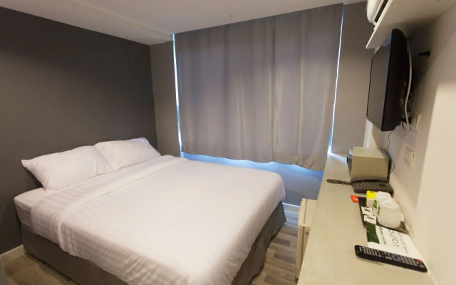 Nantra Ploenchit