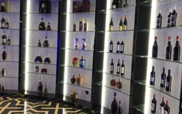 Vienna International Hotel (Shenzhen Cooperation Zone)