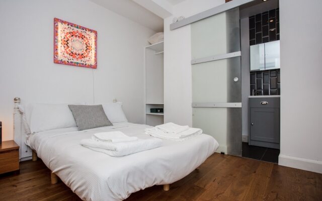 1 Bedroom Apartment in Limehouse London