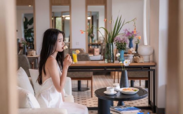 Luyinquan·Dali Yunshui Xiaozhu Seaview Resort Hotel – People – Dali