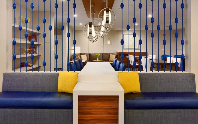 Wyndham Summerfield Suites