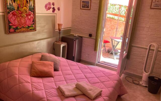 chambre double avec salle de bain privée