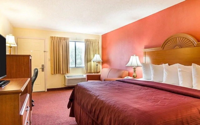 Quality Inn Van Buren