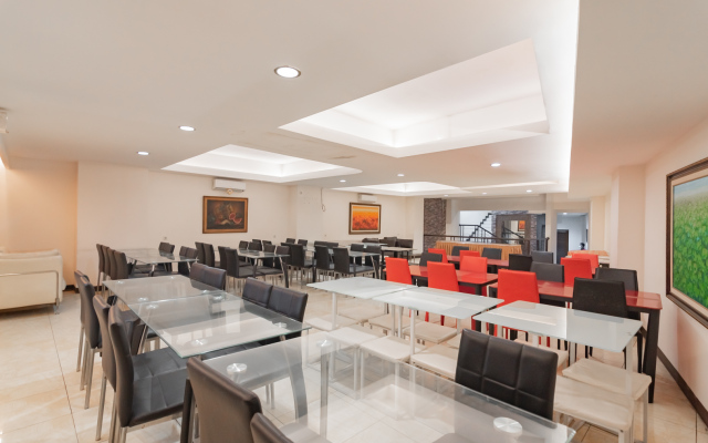 Hotel Setrasari Bandung RedPartner