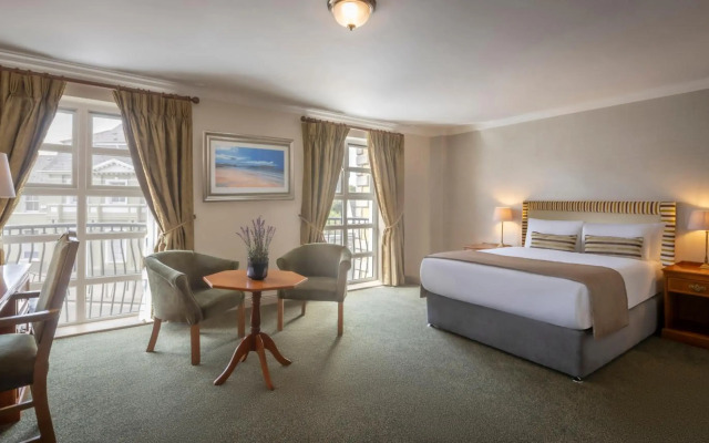 Bracken Court Hotel