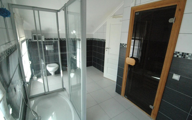 Luxury 4 Bedroom Detached Villa