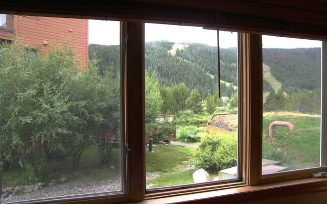 Cinnamon Ridge Hotel