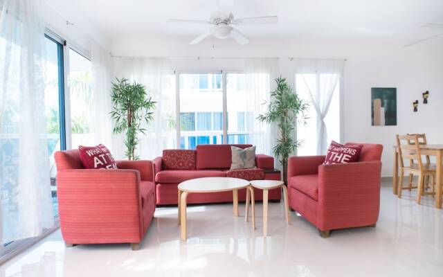 Coconut Paradise Beach Hotel