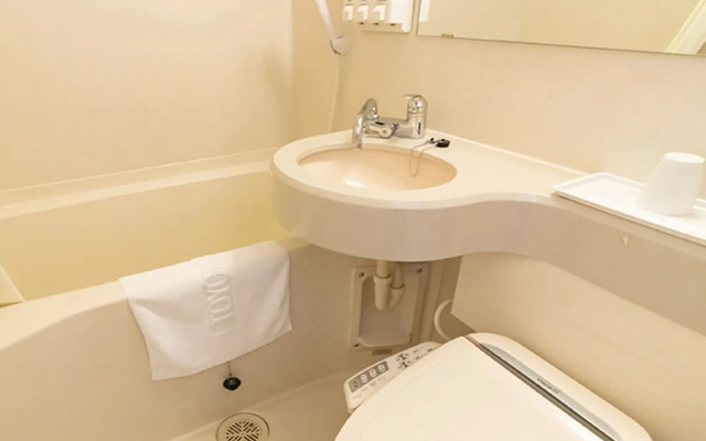 Toyoko Inn Tokyo-eki Shin-ohashi Mae
