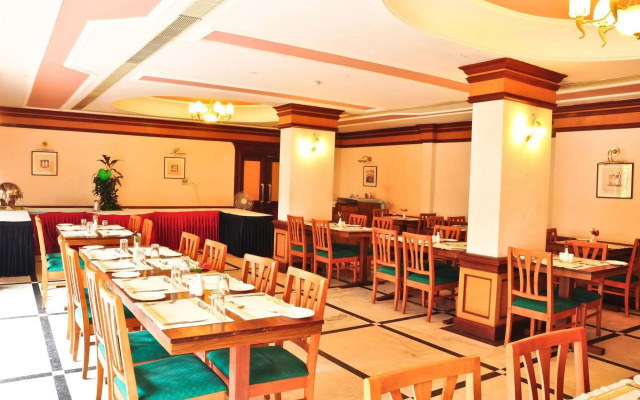 Kanoos Residency