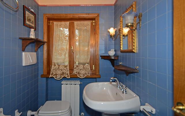 Pg-l188-lmne0at - Hostal de Todi 12