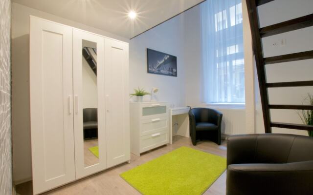 Standard Apartment by Hi5 - Klauzál 26.