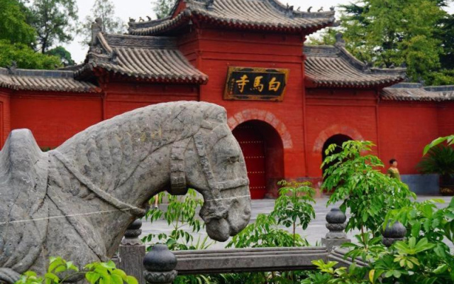 7Days Premium Luoyang Peony Park Shanghai Market Branch