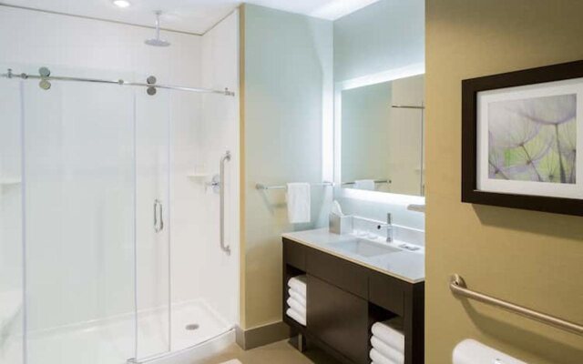 The Hollis Halifax a DoubleTree Suites by Hilton Hotel