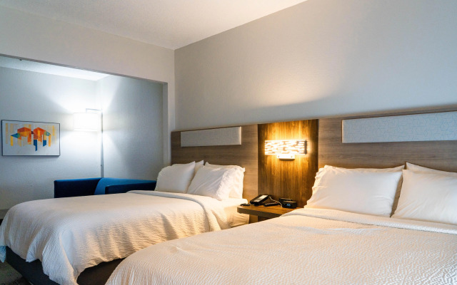 Holiday Inn Express & Suites Hiawassee by IHG