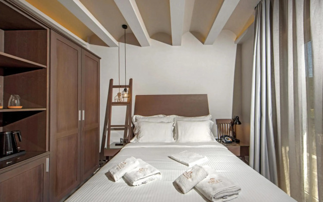 Hotel Pyrgos Boutique & Suites