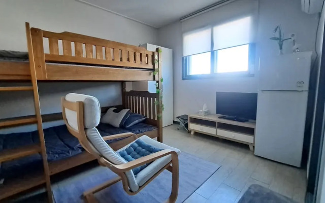 Yolo House