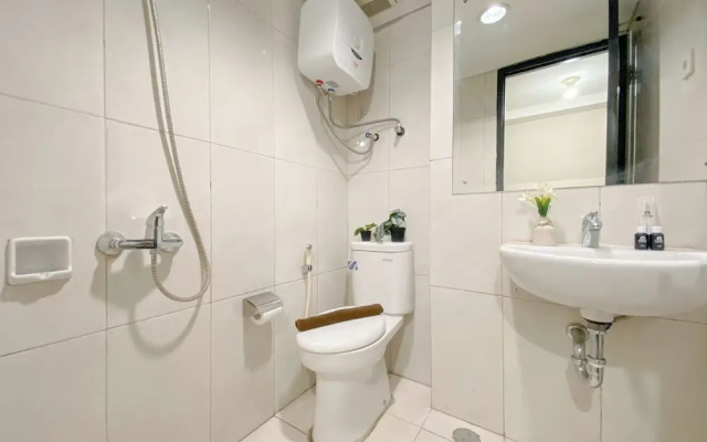 Full Furnished Studio Loft with Sofa Bed Nifarro Park Apartment