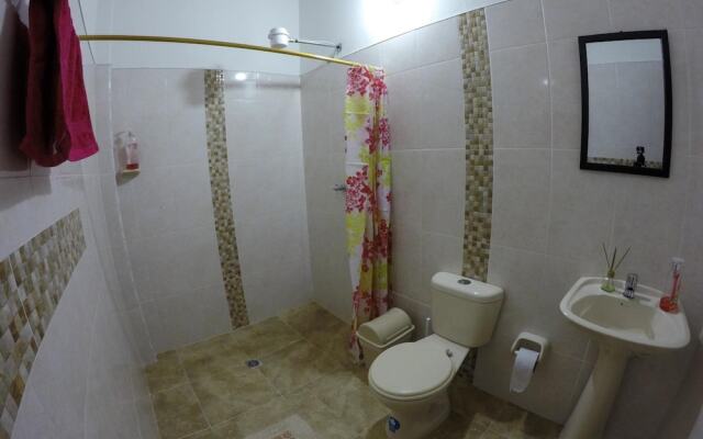 Fami Hotel Vive Jardin - Hostel