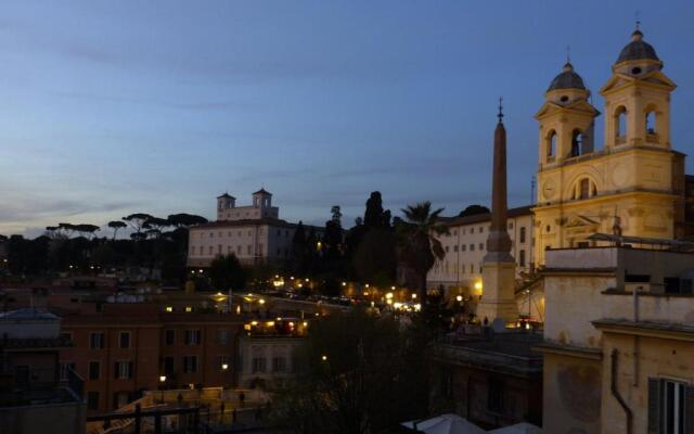 Apartment Spanish Steps with panoramic roof-terrace