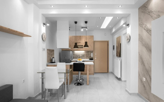 Cosmopolitan Apartments Nilie Suites & Aprts