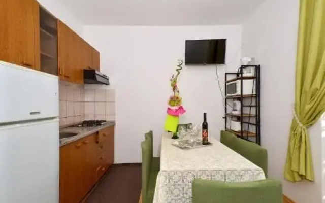 Apartments Mira