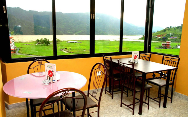 August Lake Resort