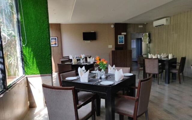 Ivy Suites