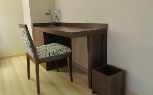 Le Parc Hotel & Suites