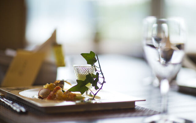 Migiwatei Ochi Kochi