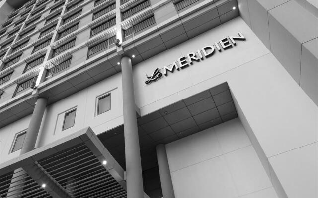 Le Meridien Bahrain City Cente