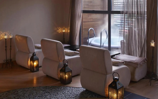 Radisson Sas Hotel And Spa