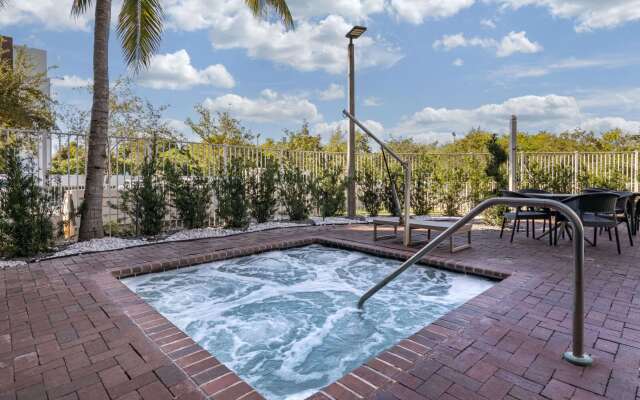 Cambria Hotel Ft Lauderdale, Airport South & Cruise Port