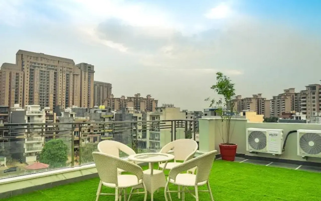 Relaxing 1 Bhk Service Apartment With Balcony Gym