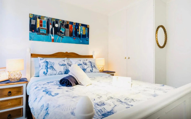 By The Beach Frankston