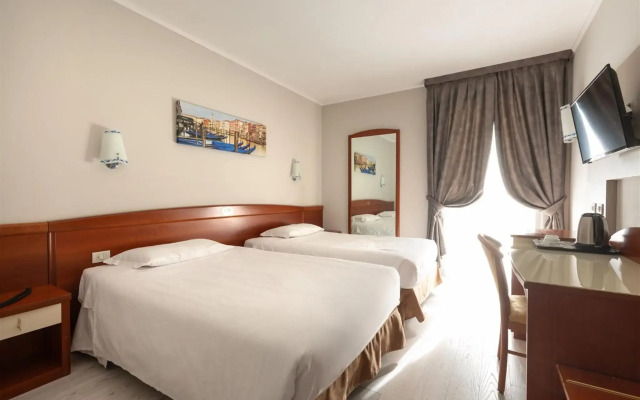 Noventa Hotel